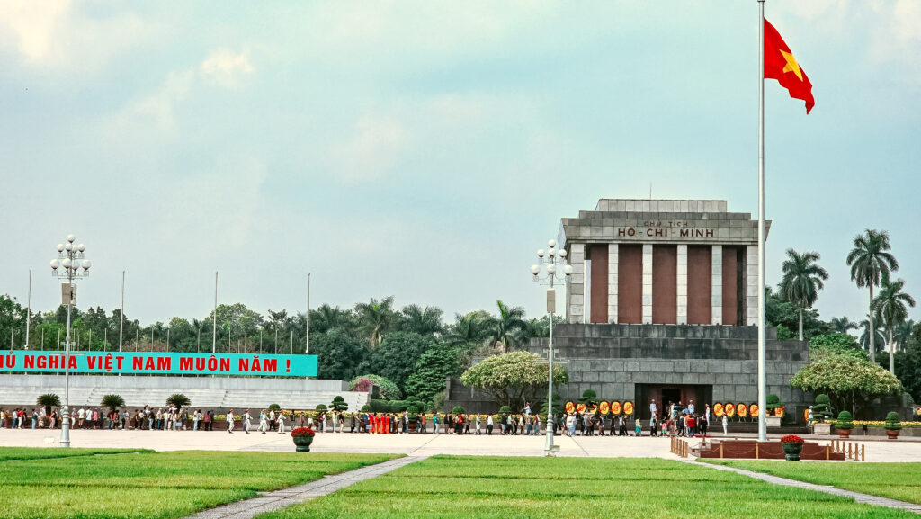 mausoléu de ho chi minh